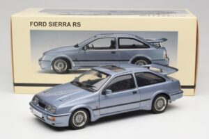 Ford Sierra RS Cosworth Moonstone Blu AUTOart 1:18 72863 Pressofusione — immagine 8 di 8
