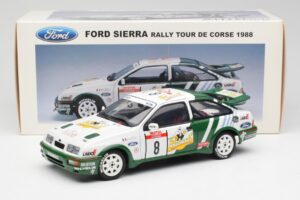 Ford Sierra RS Cosworth #8 D. Auriol / B. Occelli Rally Tour de Corse 1988 AUTOart 1:18 88812 Pressofusione — immagine 8 di 8