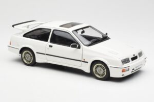 Ford Sierra RS Cosworth Bianco AUTOart 1:18 72862 Pressofusione — immagine 6 di 8