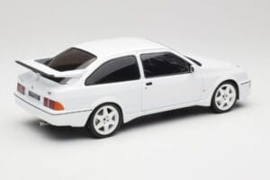 Ford Sierra RS Cosworth Bianco IXO 1:18 18CMC121 Pressofusione — immagine 2 di 6