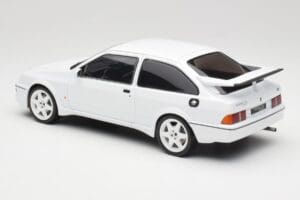 Ford Sierra RS Cosworth Bianco IXO 1:18 18CMC121 Pressofusione — immagine 5 di 6