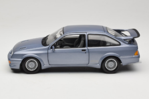 Ford Sierra RS Cosworth Blu Minichamps 1:18 150084002 Pressofusione — immagine 4 di 8