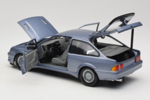 Ford Sierra RS Cosworth Blu Minichamps 1:18 150084002 Pressofusione — immagine 5 di 8