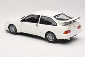 Ford Sierra RS Cosworth Bianco Minichamps 1:18 150084000 Pressofusione — immagine 7 di 8