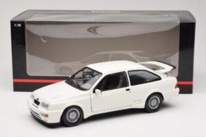 Ford Sierra RS Cosworth Bianco Minichamps 1:18 150084000 Pressofusione — immagine 8 di 8