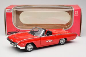 Ford Thunderbird Cabriolet Rosso Anson 1:18 30334 Pressofusione — immagine 8 di 8