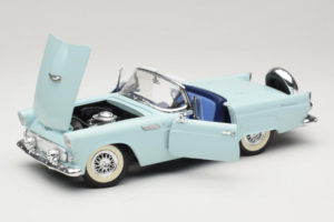 Ford Thunderbird Verde Revell 1:18 8804-G1 Pressofusione — immagine 2 di 8