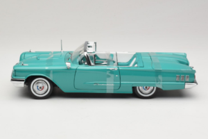 Ford Thunderbird Cabriolet Verde Sun Star 1:18 4315-P1 Pressofusione — immagine 3 di 6