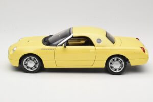 Ford Thunderbird Show Car Giallo Maisto 1:18 50336 Pressofusione — immagine 4 di 8