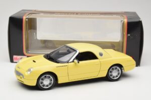 Ford Thunderbird Show Car Giallo Maisto 1:18 50336 Pressofusione — immagine 8 di 8