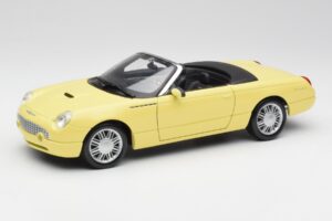 Ford Thunderbird Show Car Giallo Maisto 1:18 50335 Pressofusione