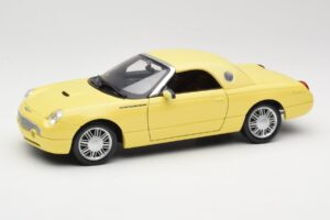 Ford Thunderbird Show Car Giallo Maisto 1:18 50336 Pressofusione