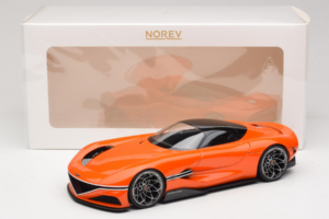 Genesis X Gran Berlinetta VGT Orange Magma Norev 1:18 188032 Pressofusione — immagine 6 di 6