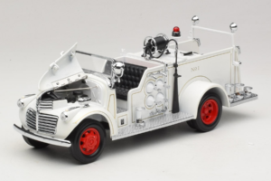GMC Autopompa Bianco Road Signature 1:18 20068 Pressofusione — immagine 2 di 9