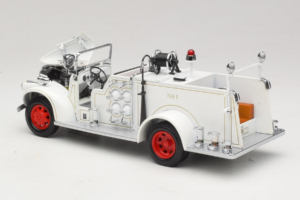 GMC Autopompa Bianco Road Signature 1:18 20068 Pressofusione — immagine 5 di 9