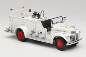 GMC Autopompa Bianco Road Signature 1:18 20068 Pressofusione — immagine 6 di 9