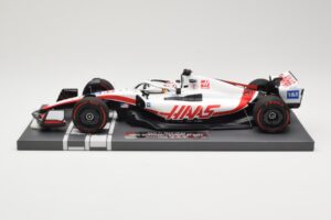 Haas VF-22 #20 K. Magnussen Bahrain GP 2022 Minichamps 1:18 117220120 Pressofusione