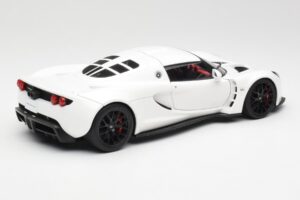Hennessey Venom GT Bianco AUTOart 1:18 75404 Pressofusione — immagine 3 di 8