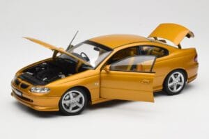 Holden Coupe 60 Concept Metallic Gold AUTOart 1:18 73432 Pressofusione — immagine 2 di 8