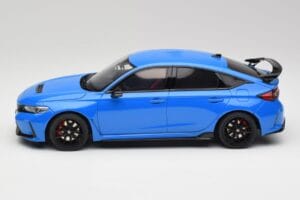 Honda Civic FK8 Type R Boost Blu Perlato Otto 1:18 OT1093 Resina — immagine 3 di 6