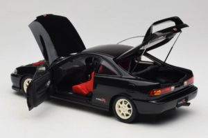 Honda Integra Type R DC2 Pre-Facelift Flamenco Black Pearl MotorHelix 1:18 M85203 Pressofusione — immagine 5 di 8