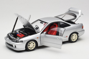 Honda Integra Type R DC2 Pre-Facelift Vogue Silver Metallic MotorHelix 1:18 M85202 Pressofusione — immagine 2 di 8