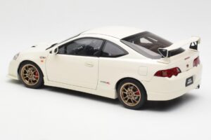 Honda Integra DC5 Type R Mugen Bianco AUTOart 1:18 73251 Pressofusione — immagine 7 di 8