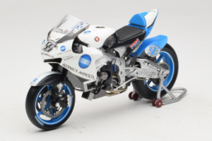 Honda RC212V #56 S. Nakano Konica Minolta Honda MotoGP 2007 Minichamps 1:18 112071056 Pressofusione — immagine 2 di 6