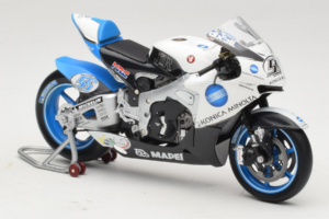 Honda RC212V #56 S. Nakano Konica Minolta Honda MotoGP 2007 Minichamps 1:18 112071056 Pressofusione — immagine 4 di 6