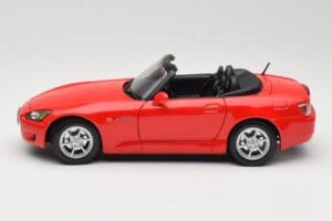 Honda S2000 AP1 Rosso Maisto 1:18 50350 Pressofusione — immagine 4 di 8