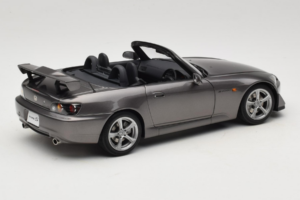 Honda S2000 AP2 Type S Moon Rock Metallic MotorHelix 1:18 M85111 Pressofusione — immagine 4 di 9