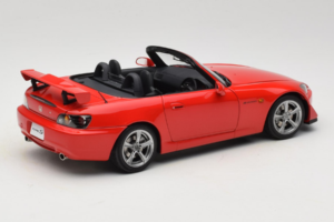 Honda S2000 AP2 Type S New Formula Red MotorHelix 1:18 M85112 Pressofusione — immagine 4 di 9