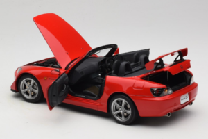 Honda S2000 AP2 Type S New Formula Red MotorHelix 1:18 M85112 Pressofusione — immagine 6 di 9