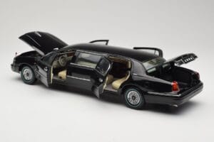 Hongqi Qijian CA7460 FAW 1:18 139940 Pressofusione — immagine 5 di 8
