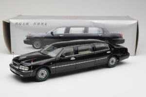 Hongqi Qijian CA7460 FAW 1:18 139940 Pressofusione — immagine 8 di 8