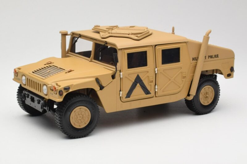 Hummer H1 AM General Military Police Exoto 1:18 01801 Pressofusione