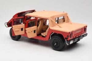 Hummer H1 Soft Top Rosso Exoto 1:18 01805 Pressofusione — immagine 5 di 8