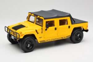 Hummer H1 Soft Top Giallo Maisto 1:18 56041 Pressofusione