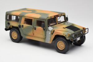 Hummer H1 Station Wagon Military Maisto 1:18 56049 Pressofusione — immagine 6 di 8
