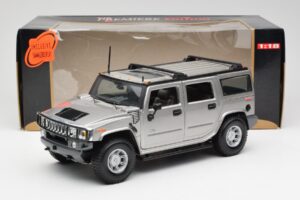 Hummer H2 Argento Maisto 1:18 7449569 Pressofusione — immagine 8 di 8