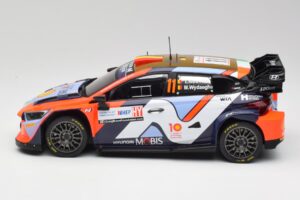 Hyundai i20 N Rally1 #11 T. Neuville / M. Wydaeghe Rally Croatia 2024 IXO 1:18 18RMC203 Pressofusione — immagine 3 di 6