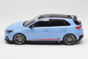 Hyundai i30 N Azzurro MCG 1:18 MCG18503 Pressofusione — immagine 3 di 6