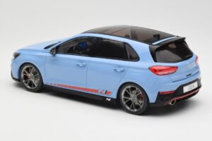 Hyundai i30 N Azzurro MCG 1:18 MCG18503 Pressofusione — immagine 5 di 6