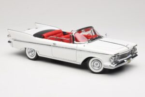Imperial Crown Cabriolet Bianco Road Signature 1:18 20138 Pressofusione — immagine 6 di 8