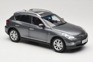 Infiniti EX25 J50 Grey Metallic Paudi 1:18 81L0049 Pressofusione — immagine 6 di 8