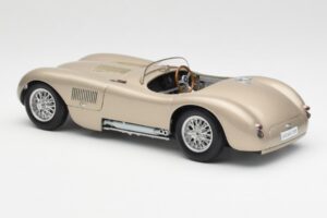Jaguar C-Type Bronzo AUTOart 1:18 73502 Pressofusione — immagine 7 di 8