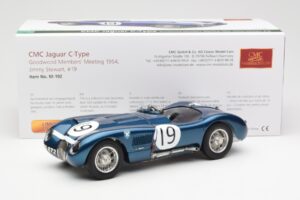 Jaguar C-Type #19 J. Stewart Ecurie Ecosse Goodwood Members Meeting 1954 CMC 1:18 M-192 Pressofusione — immagine 6 di 6