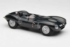 Jaguar D-Type Short Nose Verde AUTOart 1:18 73561 Pressofusione — immagine 4 di 6