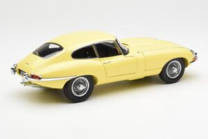Jaguar E-Type 3.8 Series 1 Giallo Chiaro Kyosho 1:18 08954LY Pressofusione — immagine 3 di 8