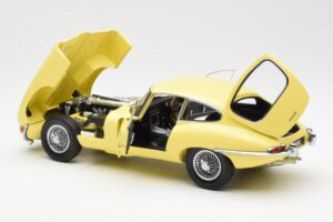 Jaguar E-Type 3.8 Series 1 Giallo Chiaro Kyosho 1:18 08954LY Pressofusione — immagine 5 di 8